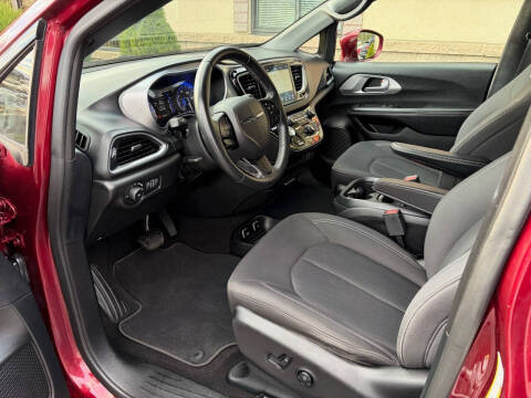 2018 Chrysler Pacifica Touring Plus