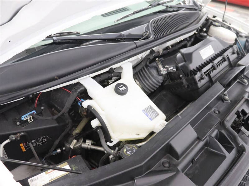 2022 Chevrolet Express 2500