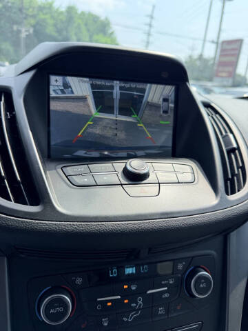 2019 Ford Escape SE