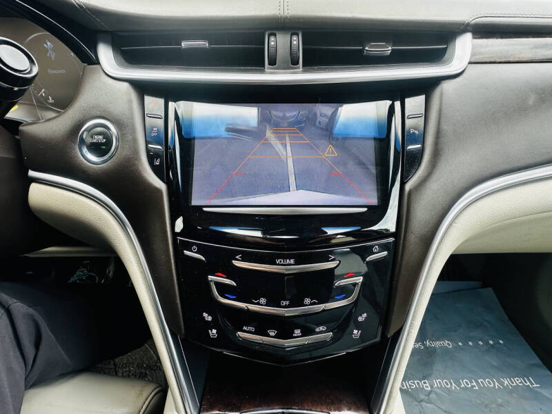 2014 Cadillac XTS Platinum Vsport