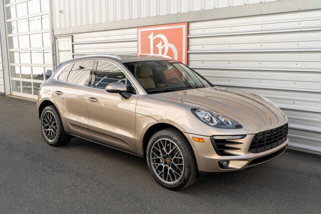 2017 Porsche Macan 48