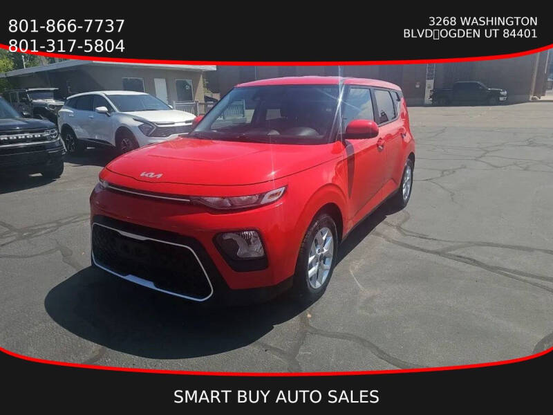 2022 Kia Soul LX's photo