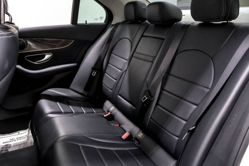 2016 Mercedes-Benz C-Class