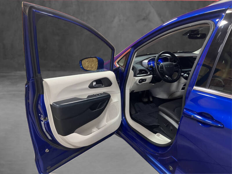 2021 Chrysler Pacifica Touring