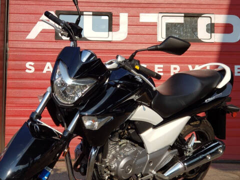 2013 Suzuki GW-250 for sale at Apple Auto Sales Inc in Camillus NY