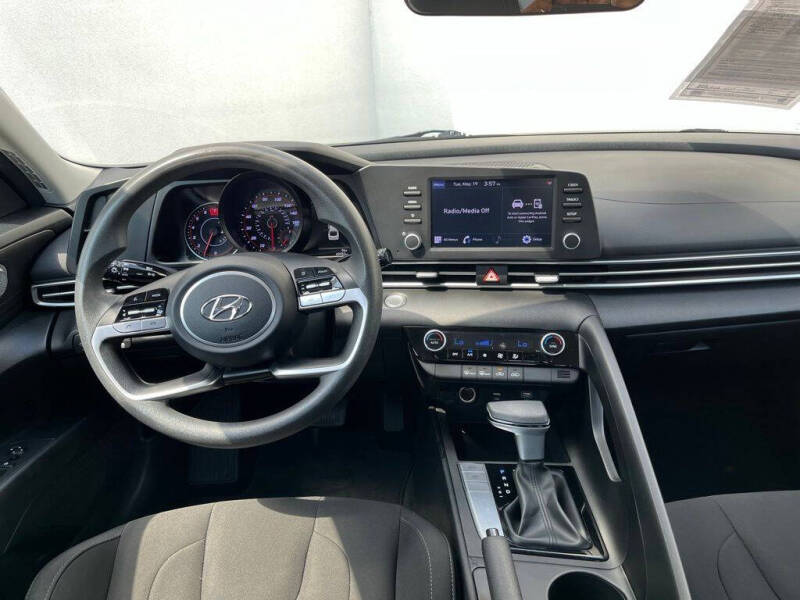 2023 Hyundai Elantra