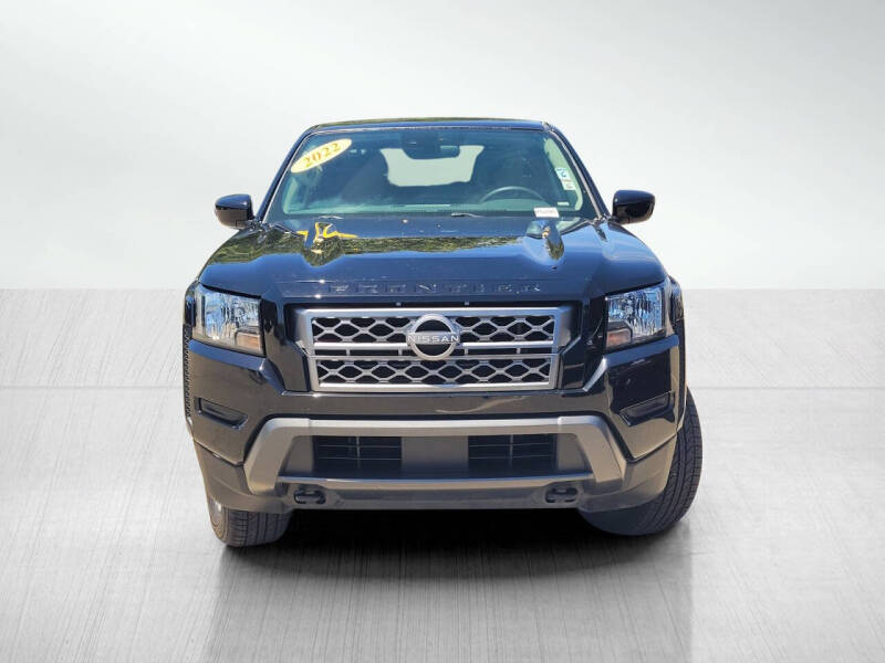 2022 Nissan Frontier SV