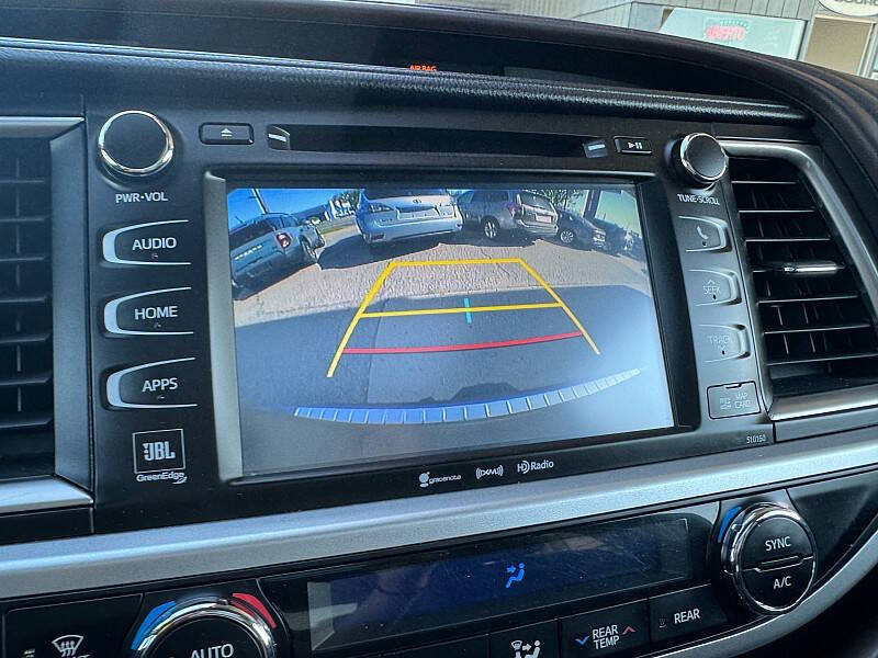 2016 Toyota Highlander