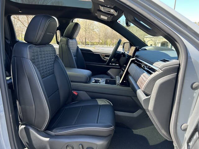 2025 GMC Sierra EV Denali