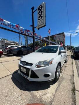 2013 Ford Focus for sale at CAR CENTER INC in Chicago IL
