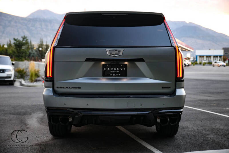 2025 Cadillac Escalade-V