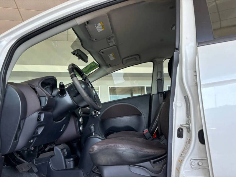 2012 Mitsubishi i-MiEV