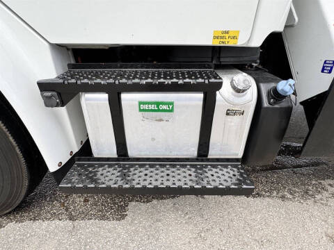 2020 Freightliner M2 106