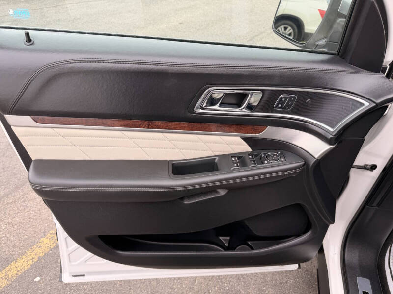 2016 Ford Explorer Platinum