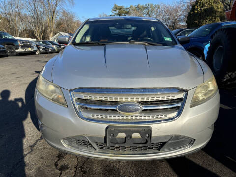 2010 Ford Taurus SHO