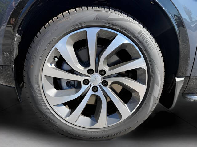 2025 Land Rover Discovery Sport P250 Dynamic SE