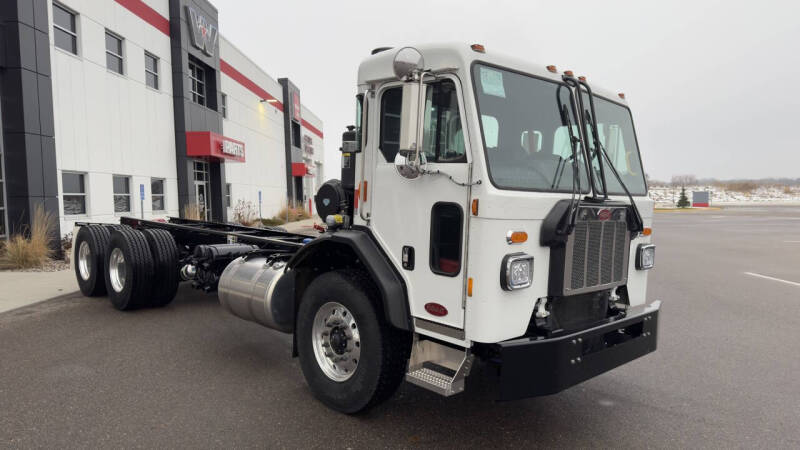 2026 Peterbilt 520