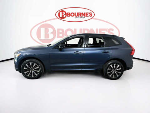 2024 Volvo XC60 B5 Core Dark Theme