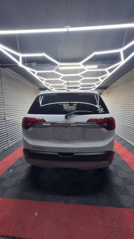 2019 GMC Acadia SLT-1