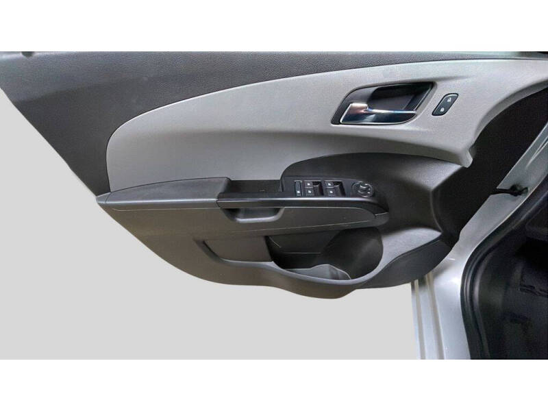 2019 Chevrolet Sonic LT Auto