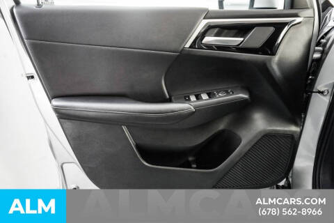 2024 Mitsubishi Outlander SE