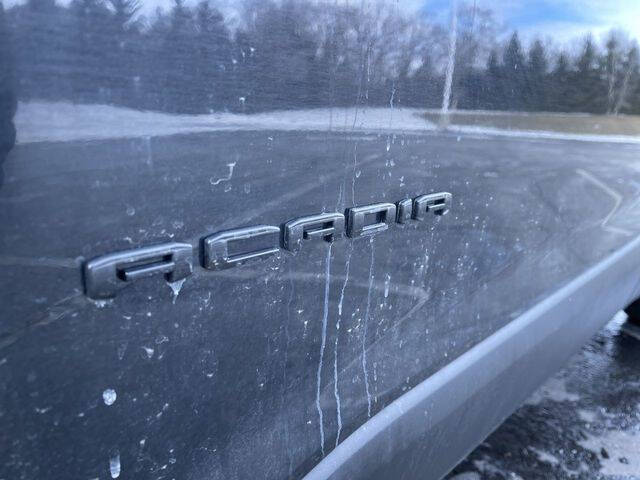 2023 GMC Acadia