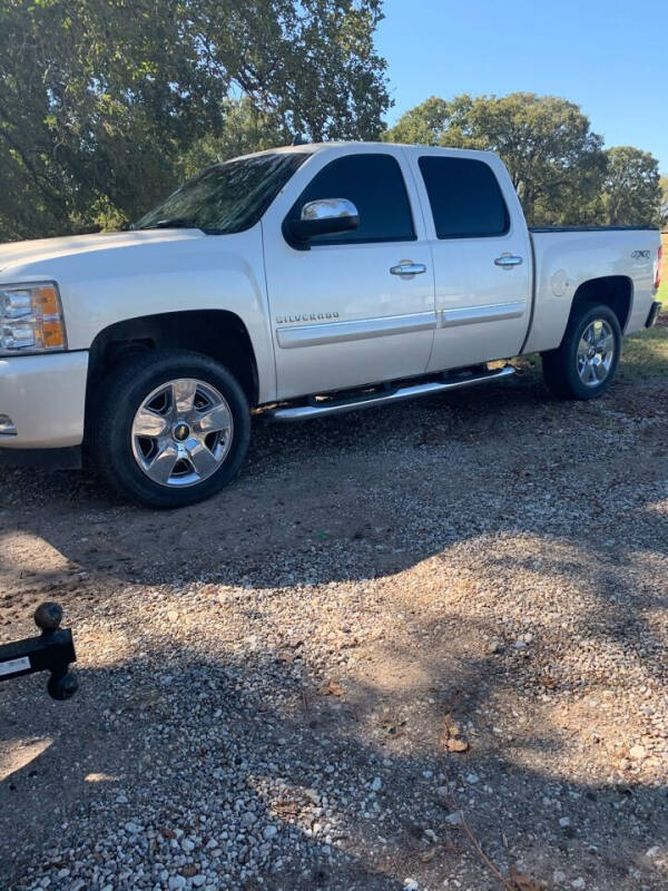 2011 Chevrolet Silverado 1500 for sale at BARROW MOTORS in Campbell TX