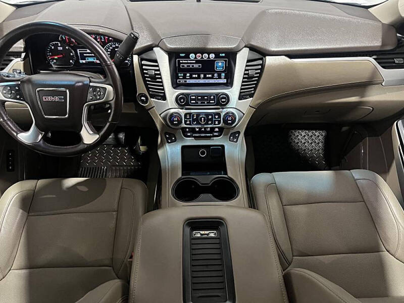 2017 GMC Yukon SLT