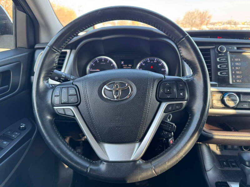 2018 Toyota Highlander LE
