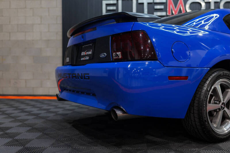 2004 Ford Mustang Mach 1 Premium