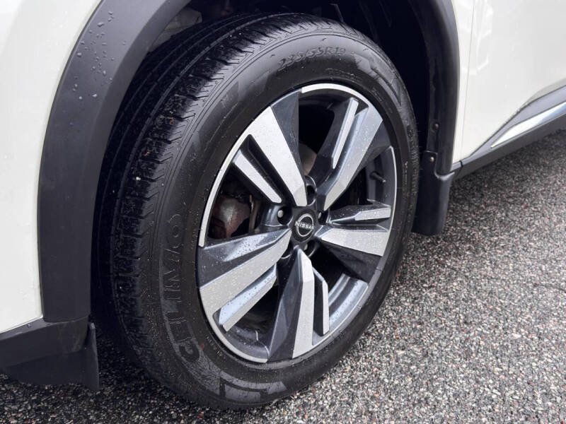 2022 Nissan Rogue SL