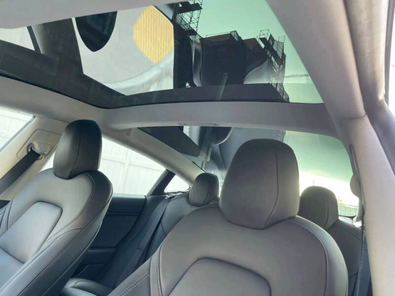 2020 Tesla Model 3 Standard Range Plus