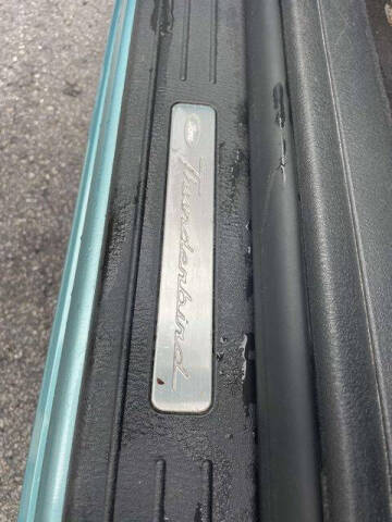 2002 Ford Thunderbird Deluxe