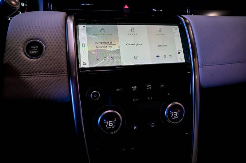 2022 Land Rover Discovery Sport P250 SE R-Dynamic