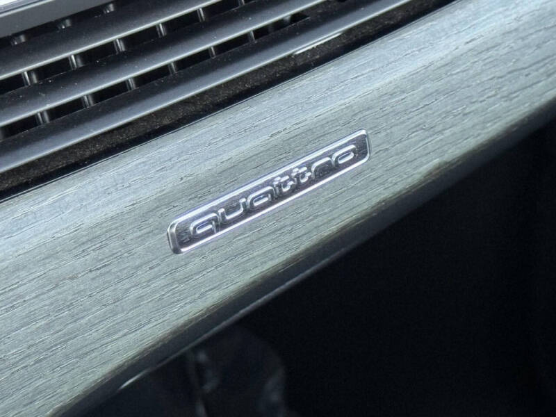 2023 Audi A4 quattro S line Prem Plus 45 TFSI