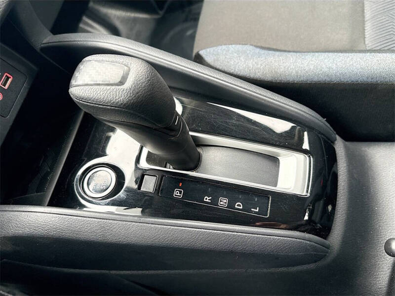 2024 Nissan Versa SV