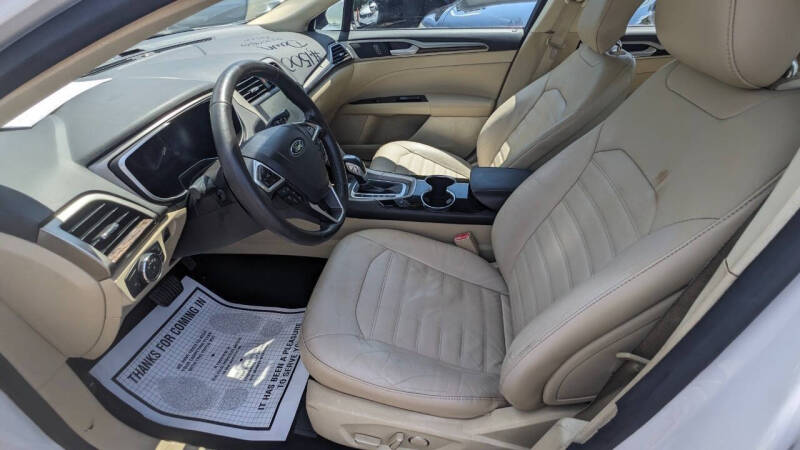 2014 Ford Fusion Hybrid SE