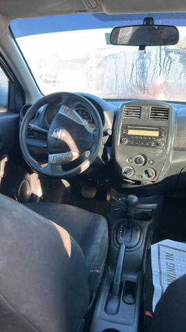 2016 Nissan Versa 1.6 S