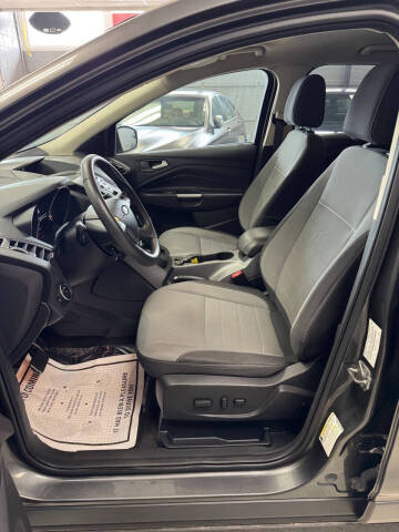 2015 Ford Escape SE
