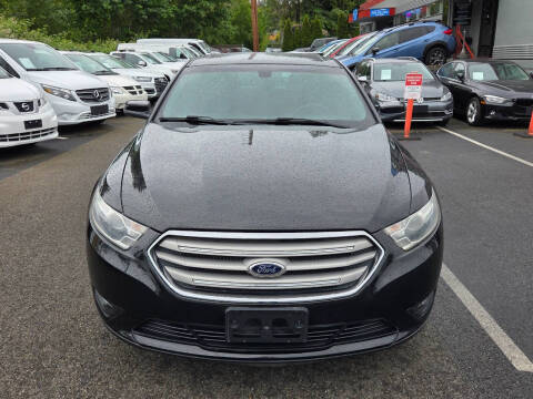 2014 Ford Taurus SEL