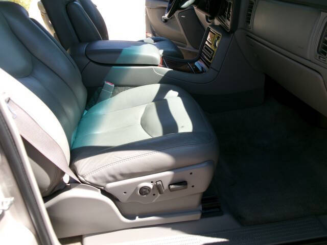 2005 Cadillac Escalade