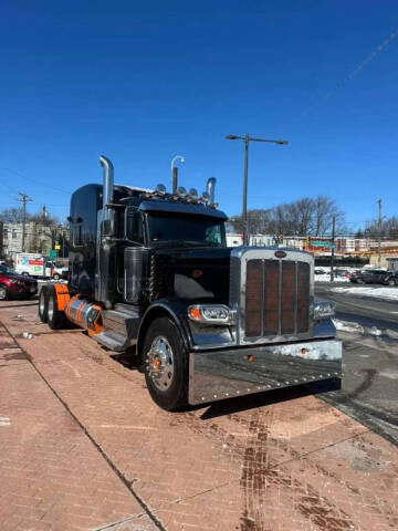 2020 Peterbilt 389