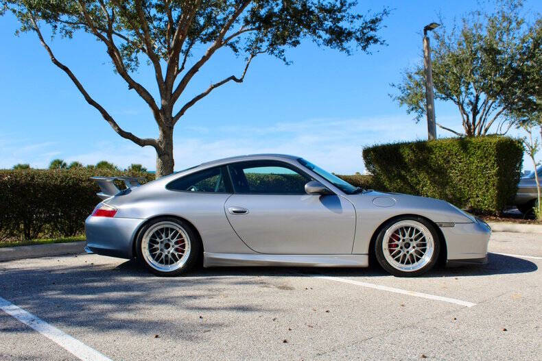 2004 Porsche 911