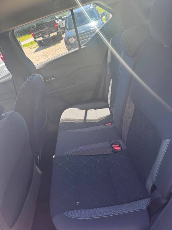 2019 Nissan Kicks SV