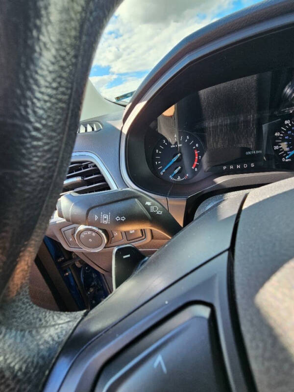 2020 Ford Edge SE
