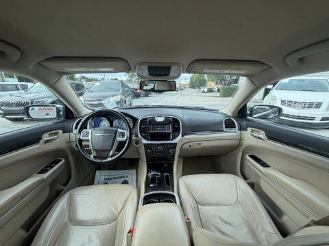 2012 Chrysler 300 Limited