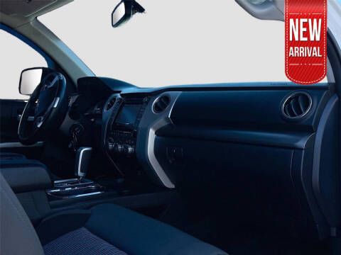 2017 Toyota Tundra SR5