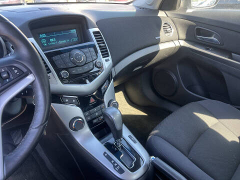 2013 Chevrolet Cruze LS Auto