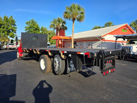 2017 Freightliner M2 106