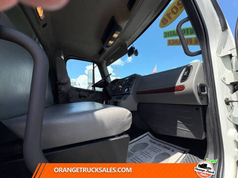 2018 Freightliner M2 106